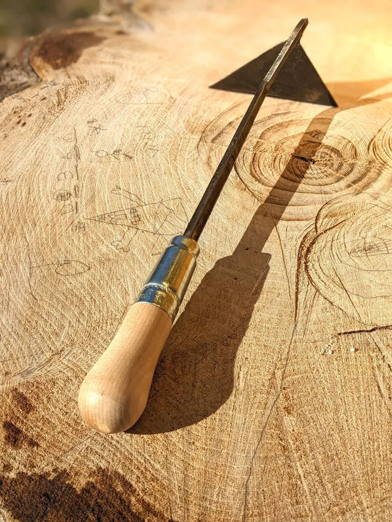 Dutch Weeder, Right or Left Handed by Homestead Iron highlighting hardwood handle.
