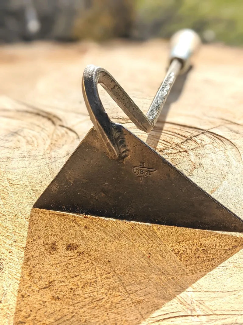 Dutch Weeder, Right or Left Handed by Homestead Iron in the shadows close up to head. 